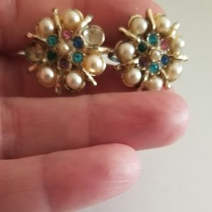 Vintage Pearl and multi colored Rhinestone Clip on
